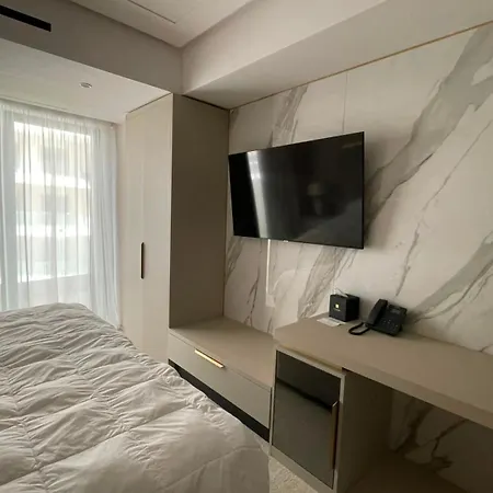 Aparthotel Nordis 20 Deluxe Mamaia Nord 3*